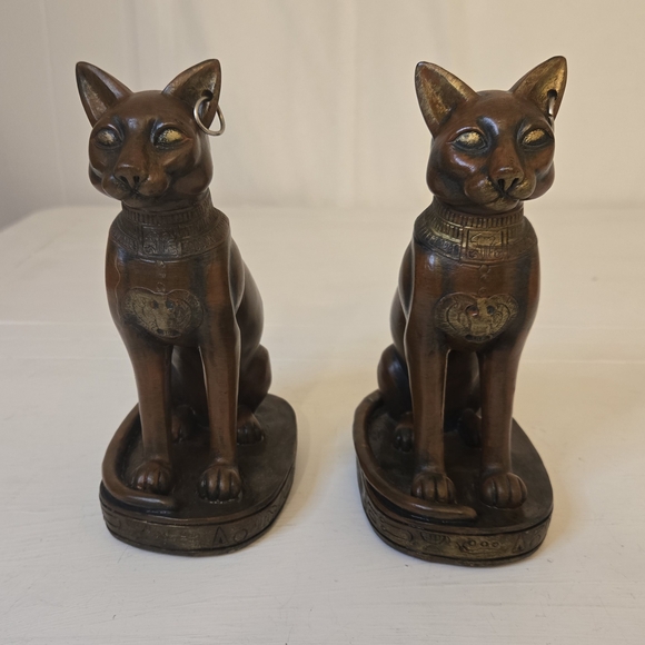Ancient Egyptian cat god statue Pair ( Bubasiris ) 7.5” high-3” Base Set Of 2 - Picture 1 of 8